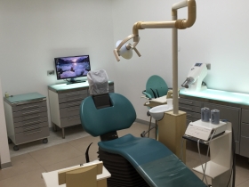 Servizi dentale - Dr med dent Wolfgang Hornstein